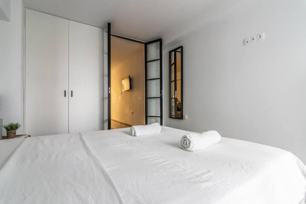 City Stroll Apartment เอเธนส์ ภายนอก รูปภาพ