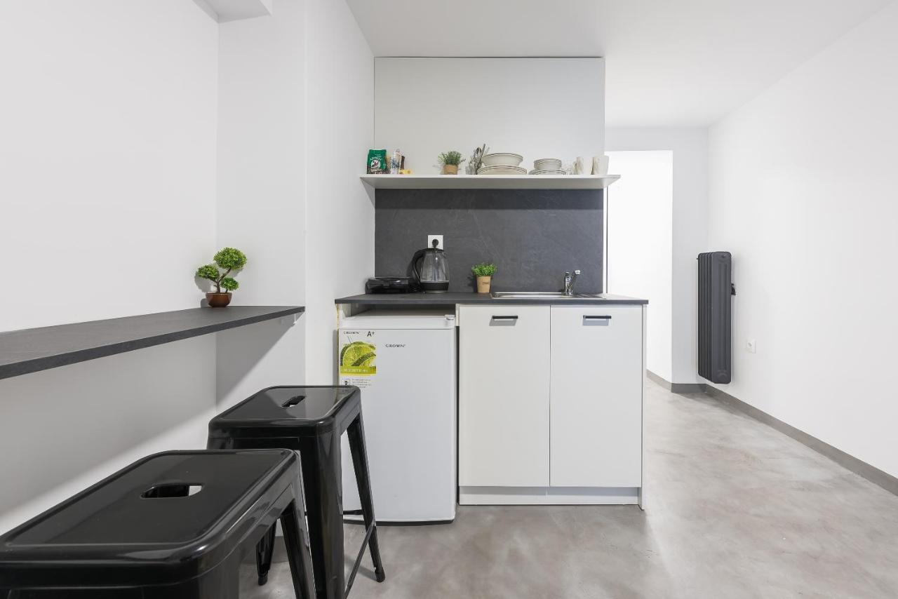 City Stroll Apartment เอเธนส์ ภายนอก รูปภาพ